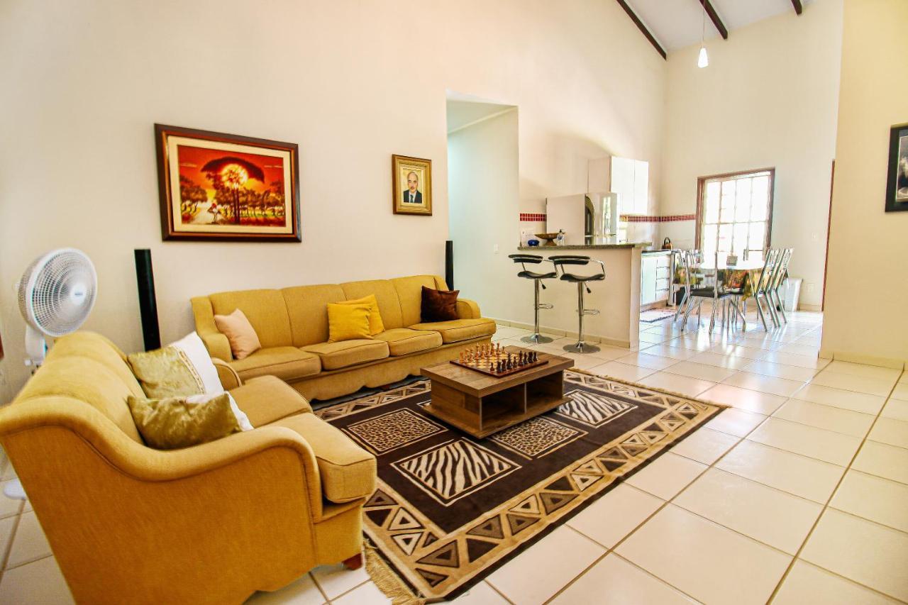 Casa Del Rey - Cond. Fechado Centro Villa Pirenópolis Buitenkant foto